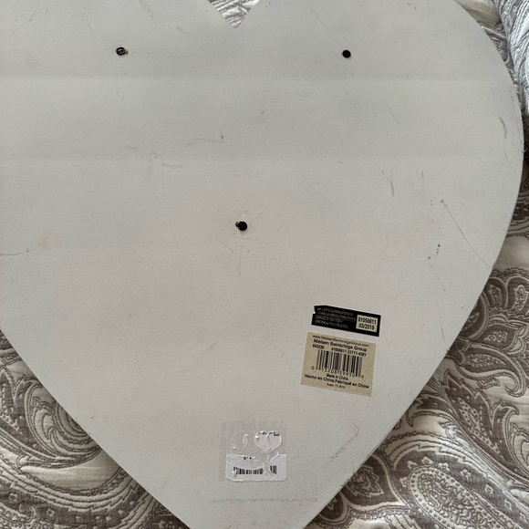 White heart shape photo/ picture frame new
Never used - Picture 5 of 6